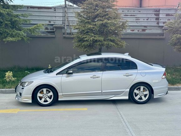 Sahibinden Honda Civic 1.6i VTEC Elegance 2010 Model 