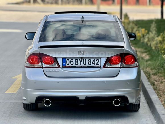 Sahibinden Honda Civic 1.6i VTEC Elegance 2010 Model 