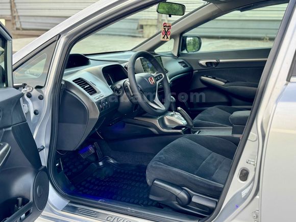 Sahibinden Honda Civic 1.6i VTEC Elegance 2010 Model 