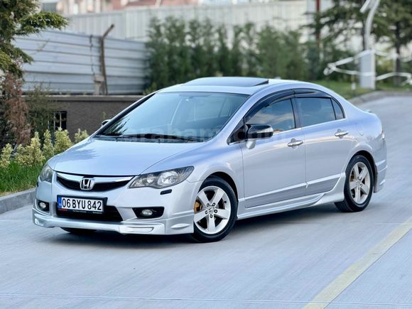 Sahibinden Honda Civic 1.6i VTEC Elegance 2010 Model 