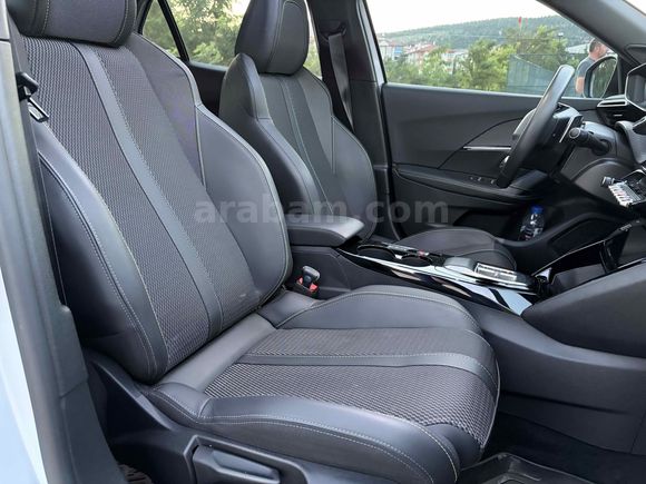 Galeriden Peugeot 2008 1.2 PureTech GT 2023 Model Ankara