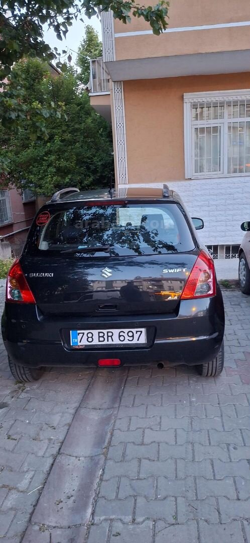 Sahibinden Suzuki Swift 1.3 MT 4X4 2009 Model Ankara 206.400 km Siyah 5