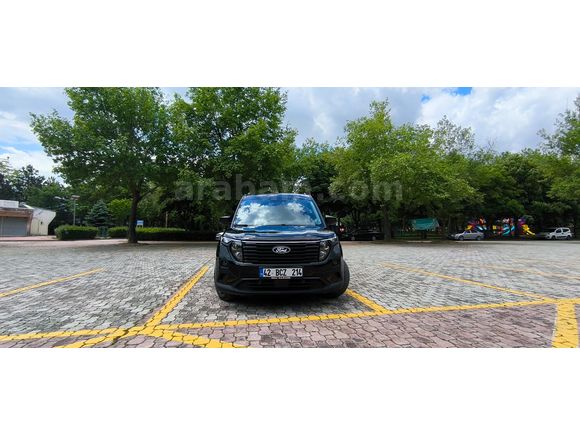 Sahibinden Ford Tourneo Courier 1.5 EcoBlue Titanium 2025 Model 