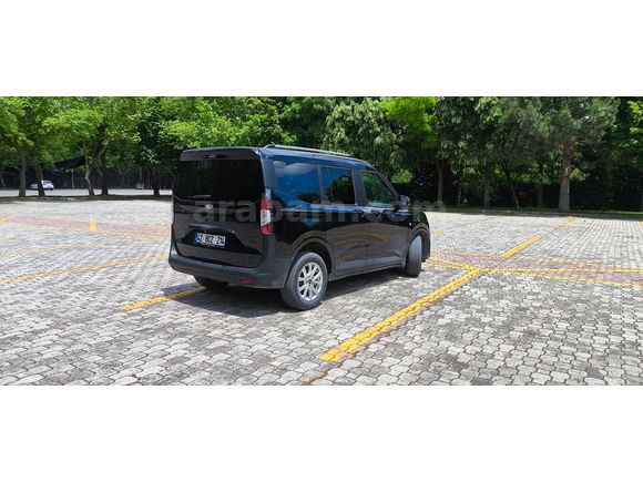 Sahibinden Ford Tourneo Courier 1.5 EcoBlue Titanium 2025 Model 