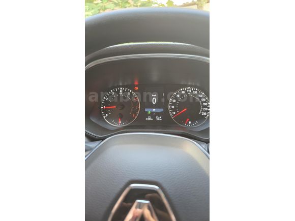 Sahibinden Renault Clio 1.0 SCe Joy 2023 Model