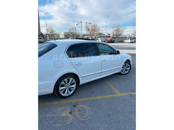 Tamirciden Satılık Full Bakımlı Skoda SuperB 1.6 TDI Elegance 2013 Model 