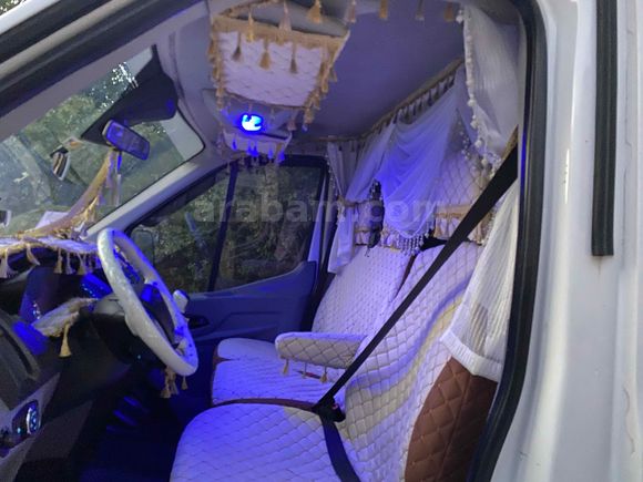 Galeriden Ford Trucks Transit 350 L Van
