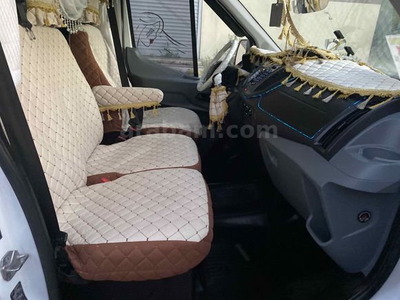 Galeriden Ford Trucks Transit 350 L Van