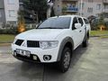 Sahibinden Mitsubishi L 200 4x4 Intense 2011 Model 