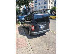 Sahibinden Ford Tourneo Connect 1.8 TDCI Blackline 2011 Model