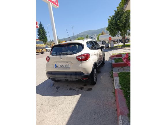 Sahibinden Renault Captur 0.9 Touch 2013 Model