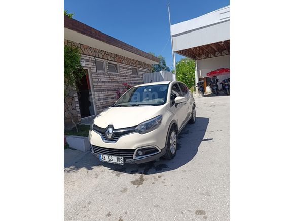 Sahibinden Renault Captur 0.9 Touch 2013 Model