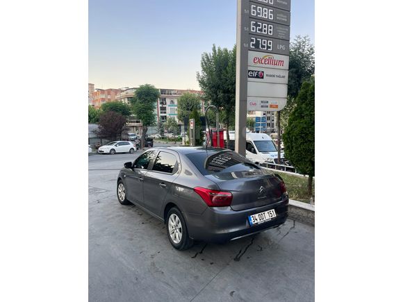 Sahibinden bakımlı masrafsız C-elysee 6 ileri 100 HP