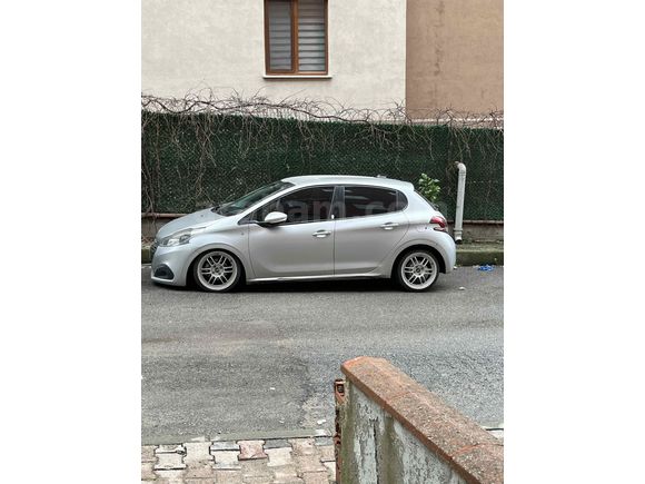 Sahibinden Peugeot 208 1.4 HDi Active 2015 Model 