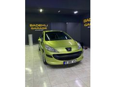 İkinci Sahibinden Peugeot 207 1.4 Trendy 2006 Model 90 lık 265.000 km Yeşil (metalik)