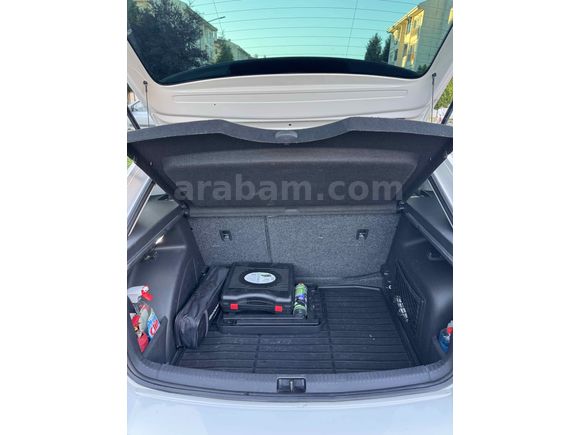 Sahibinden Skoda Rapid 1.6 CR TDI Spaceback Elegance 2015 Model 