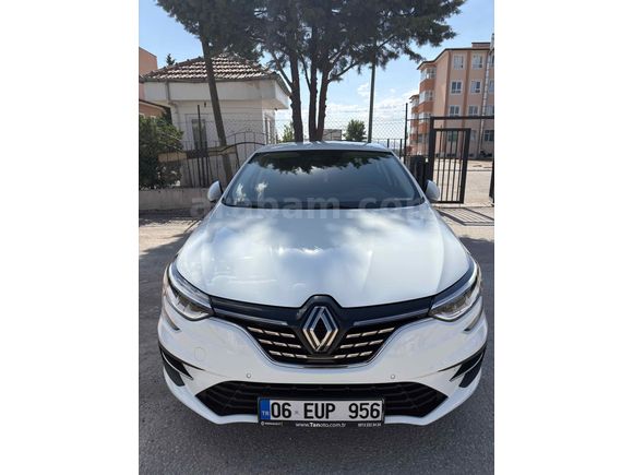 Gsr2 Megane 1.3 TCe Icon 2024  