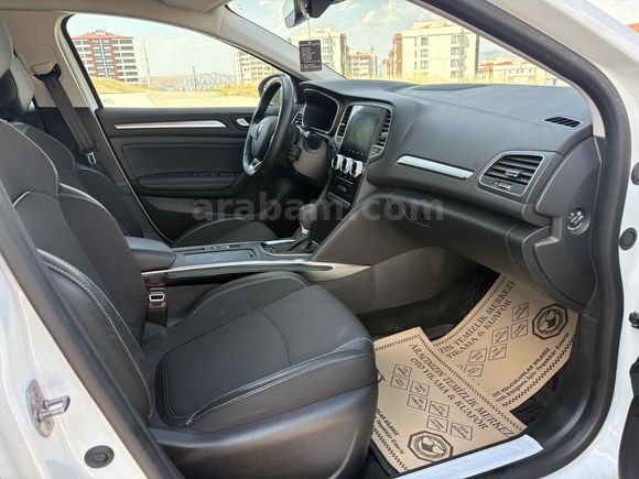 Gsr2 Megane 1.3 TCe Icon 2024  