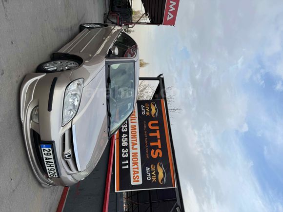 Sahibinden Honda Civic 1.6i VTEC ES 2004 Model 