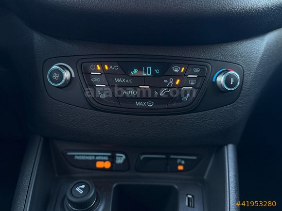 2022 TOURNEO COURİER 1.5TDCİ TİTANİUM PLUS / 56.000 KM