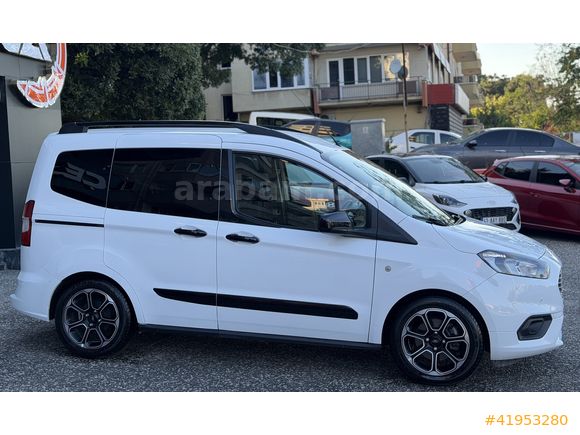 2022 TOURNEO COURİER 1.5TDCİ TİTANİUM PLUS / 56.000 KM