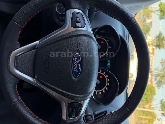 2022 TOURNEO COURİER 1.5TDCİ TİTANİUM PLUS / 56.000 KM