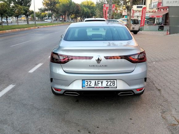 HATASIZ BOYASIZ 2024 MODEL RENAULT MEGANE 1.3 TCE TOUCH PLUS