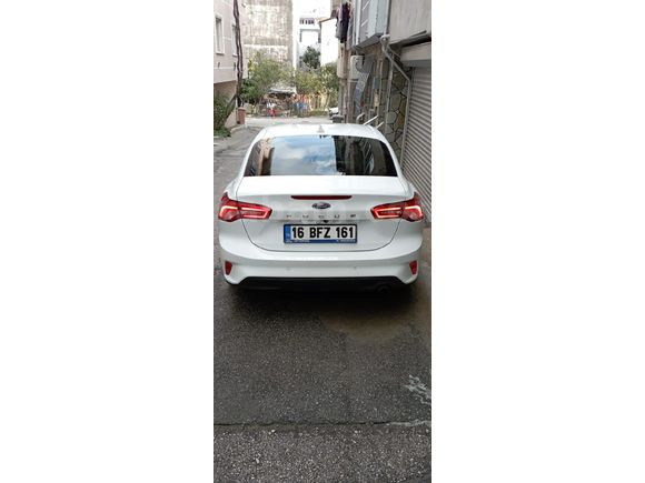 Sahibinden Ford Focus 1.5 Ti-VCT Titanium 2023 Model