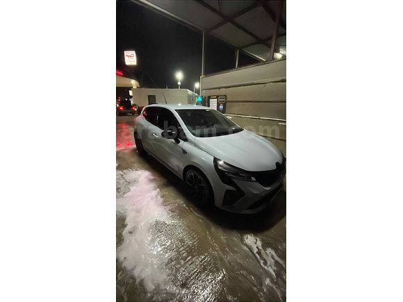 Sahibinden Renault Clio 1.0 TCe Techno Esprit Alpine 2024 Model 