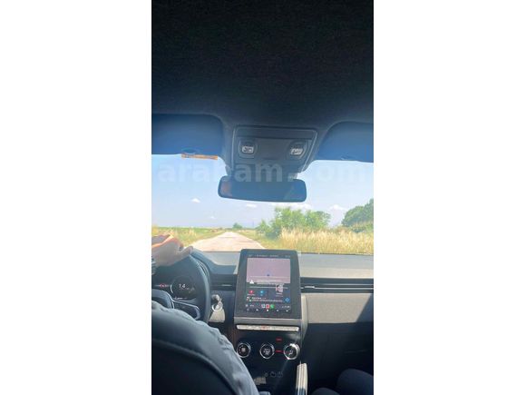 Sahibinden Renault Clio 1.0 TCe Techno Esprit Alpine 2024 Model 