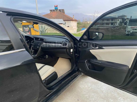Sahibinden Honda Civic 1.6i VTEC Elegance 2017 Model  Siyah