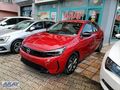POŞETLERİ ÜZERİNDE 2025 MODEL OPEL CORSA F1 E-TOGGLE EDİTİON AT8