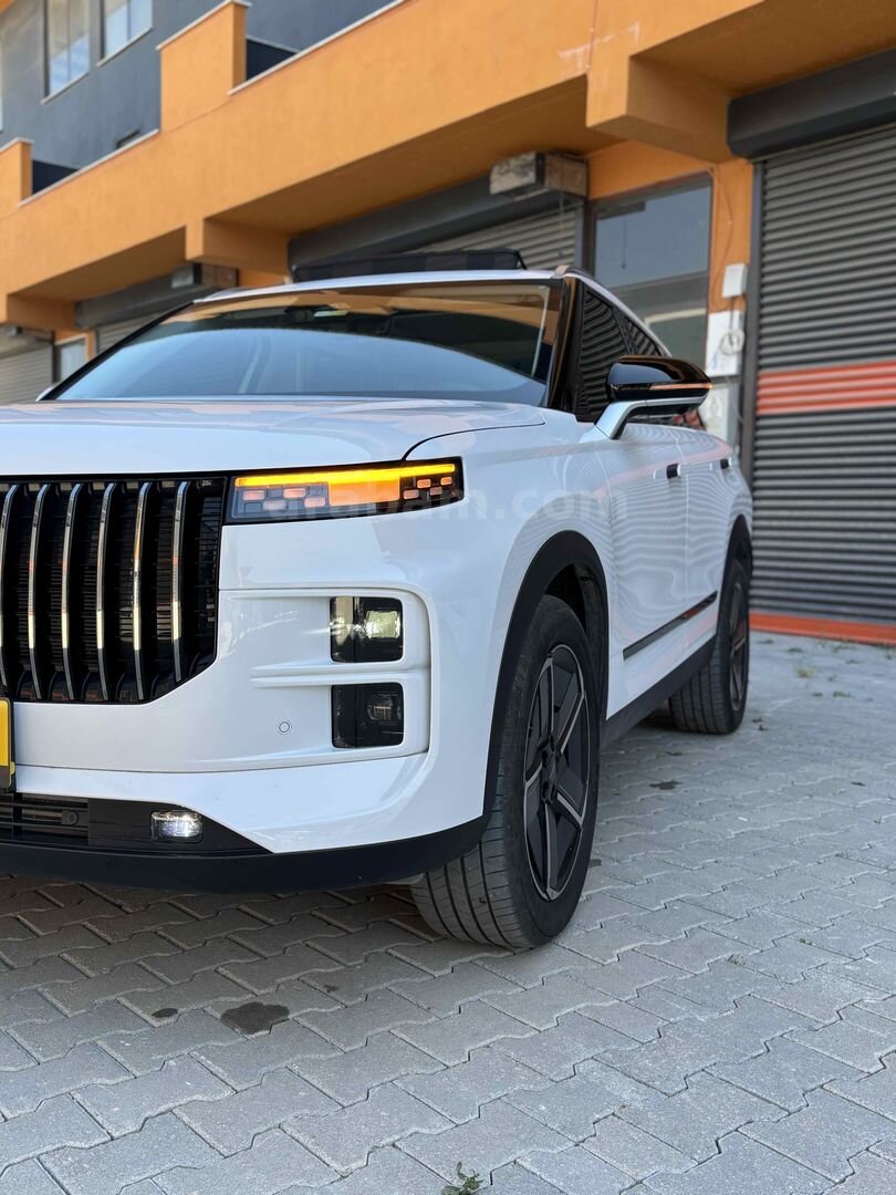 Galeriden Jaecoo J7 1.6 Evolve 2025 Model Yalova 6.001 km Beyaz 3