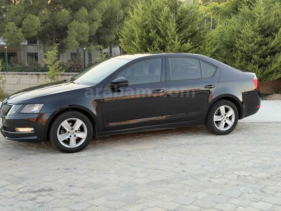  Skoda Octavia 1.6 TDI-otomatik 2018 Model 