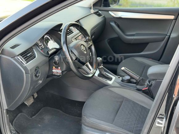  Skoda Octavia 1.6 TDI-otomatik 2018 Model 