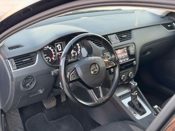  Skoda Octavia 1.6 TDI-otomatik 2018 Model 