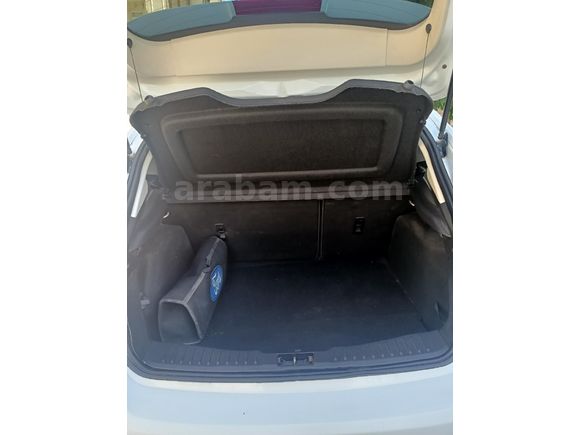 Sahibinden Ford Focus 1.6 Ti-VCT Style 2015 Model
