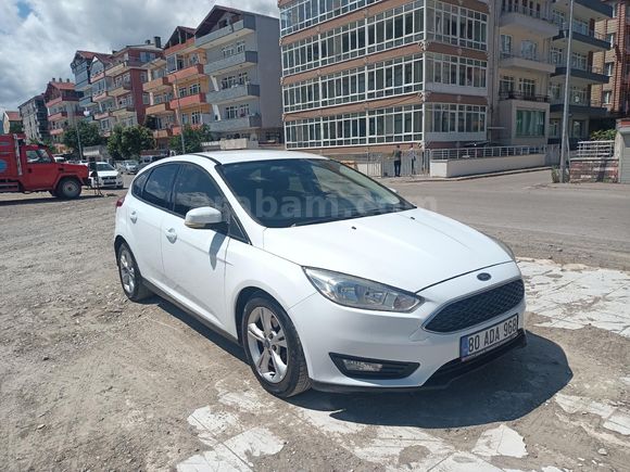 Sahibinden Ford Focus 1.6 Ti-VCT Style 2015 Model