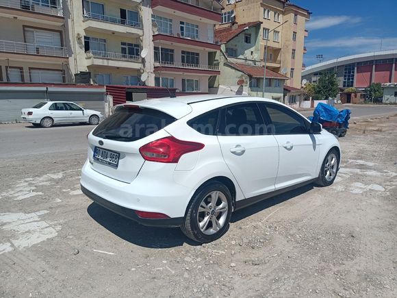Sahibinden Ford Focus 1.6 Ti-VCT Style 2015 Model