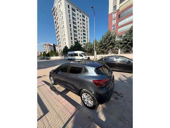 Sahibinden Renault Clio 1.0 TCe Touch 2021 Model 