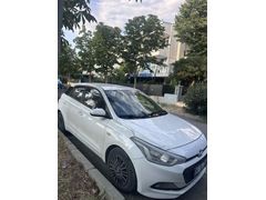 Sahibinden Hyundai i20 1.4 CRDi Jump 2017 Model  140.000 km Beyaz