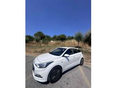 Sahibinden Hyundai i20 1.4 CRDi Jump 2017 Model  140.000 km Beyaz