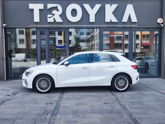 TROYKA'DAN 2024 AUDİ A3 SPORTBACK 35 TFSI ADVANCED