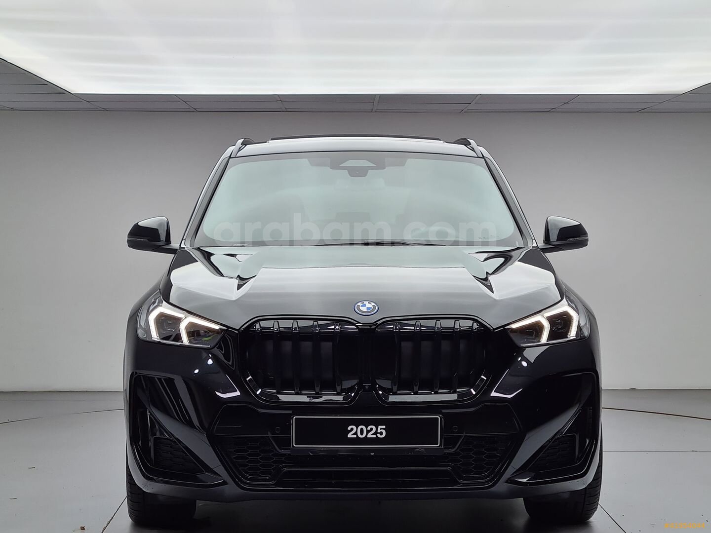 KOSİFLER OTO BOSTANCI 2025 MODEL BMW X1 3