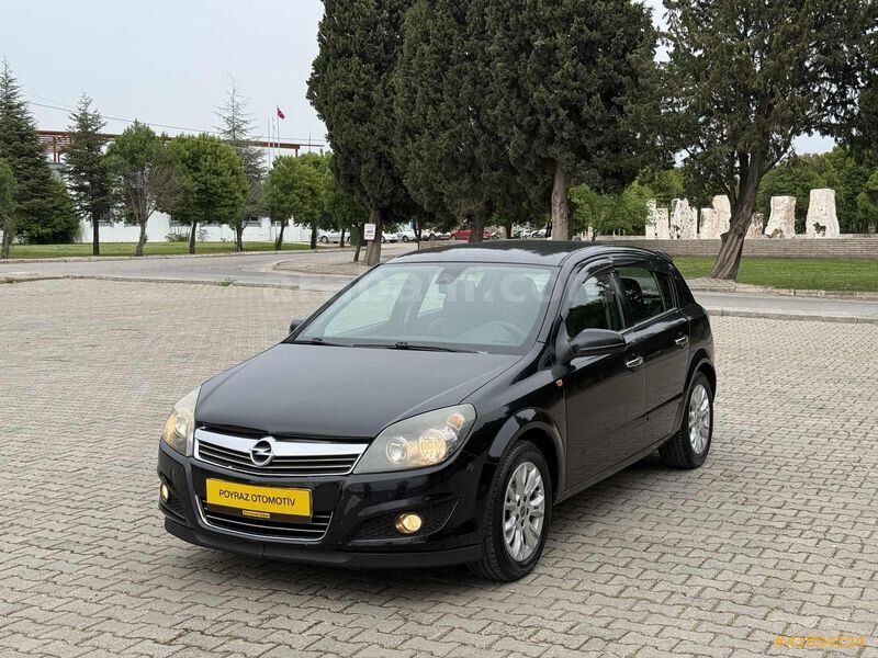 Galeriden Opel Astra 1.6 Enjoy 2009 Model Manisa 246.000 km Siyah