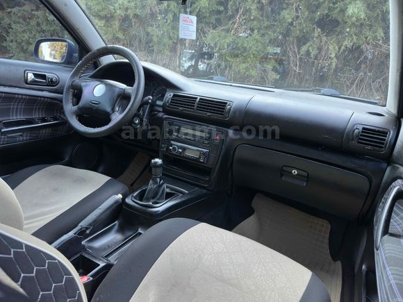 Galeriden Volkswagen Passat 1.8 Basic 1999 Model İzmir