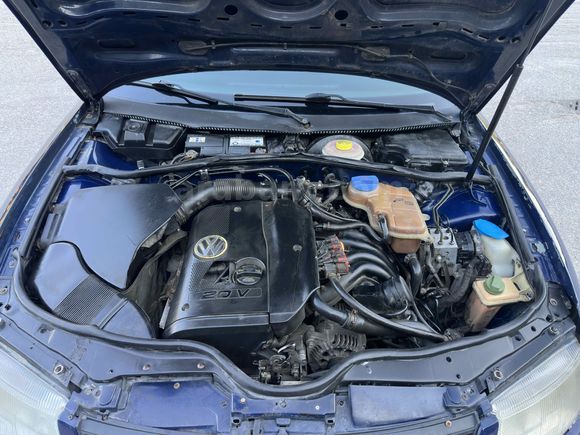 Galeriden Volkswagen Passat 1.8 Basic 1999 Model İzmir
