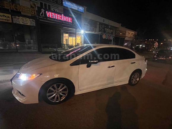 Sahibinden Honda Civic 1.6i VTEC Premium 2013 Model 