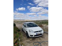 Sahibinden Ford Fiesta 1.4 Comfort 2005 Model 