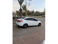 Sahibinden Ford Focus 1.6 TDCi Trend X 2015 Model  244.000 km Beyaz